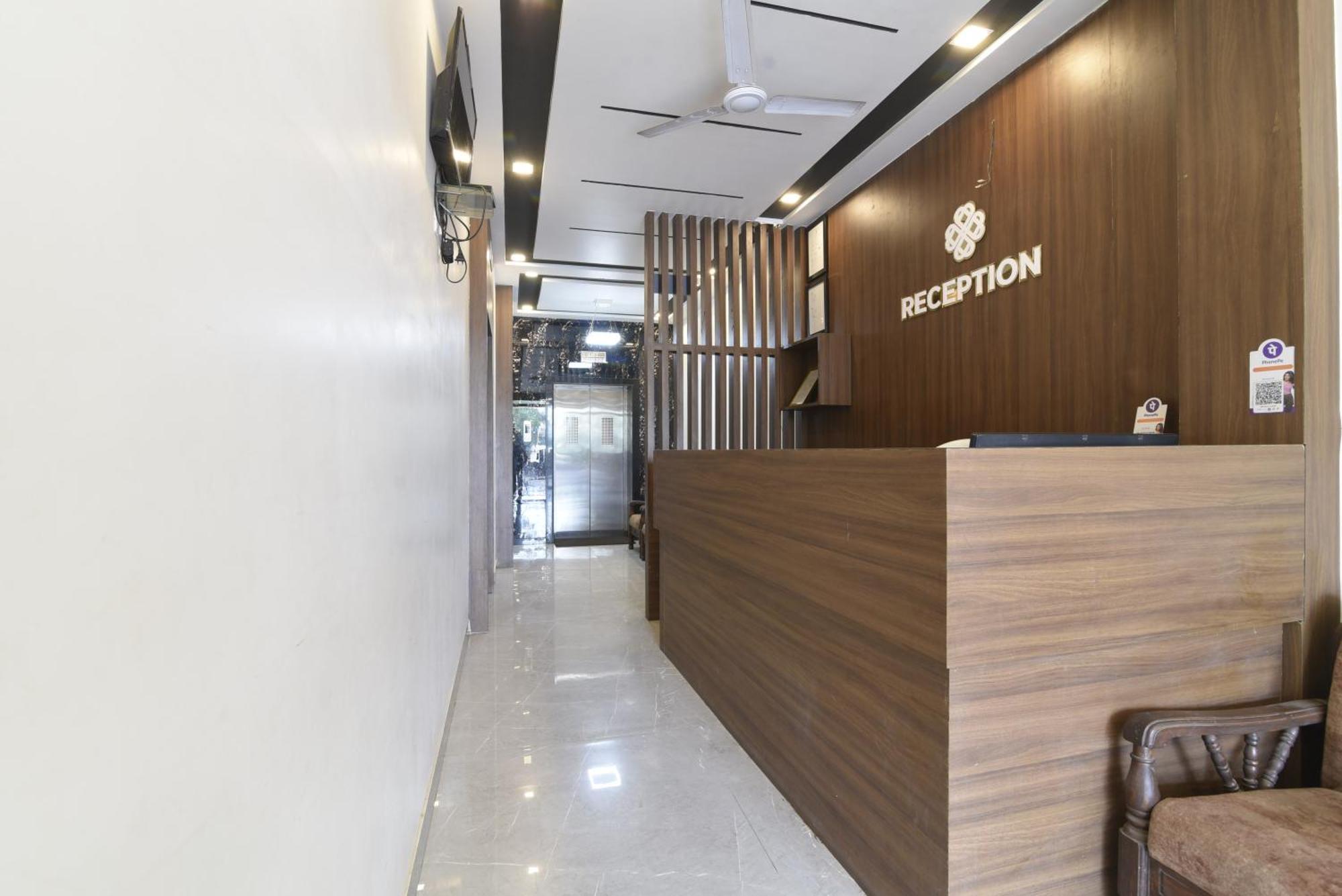 Hotel Clove Bijapur  Bagian luar foto