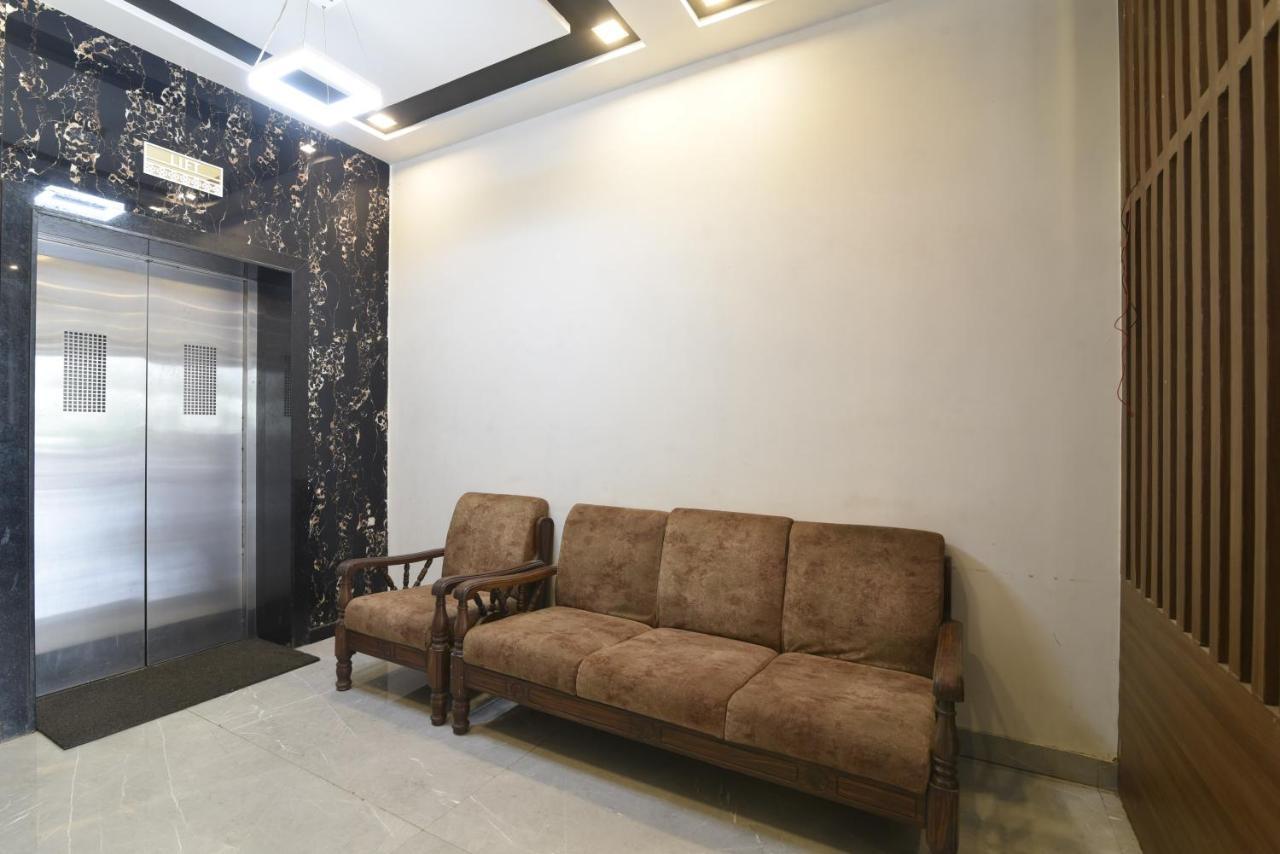 Hotel Clove Bijapur  Bagian luar foto